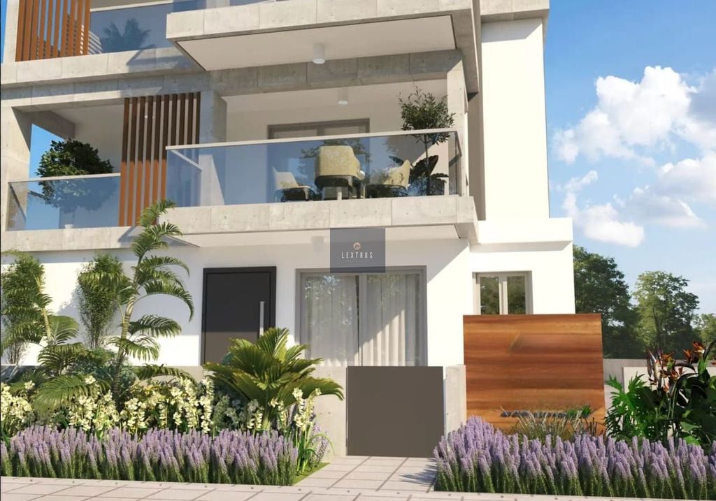 Property photo 1 of 4