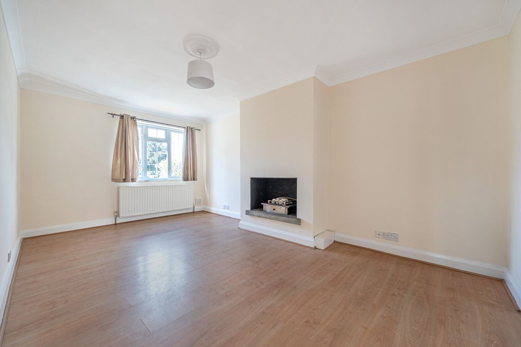 Property photo 3 of 21 1343861-14-68B575...