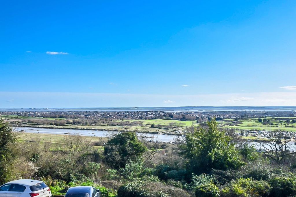 Property photo 2 of 43 Views