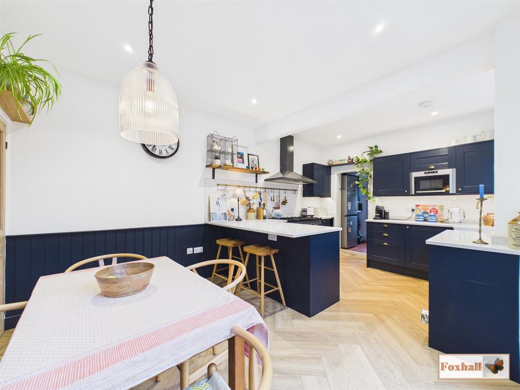 Property photo 3 of 23 Kitchen / Diner