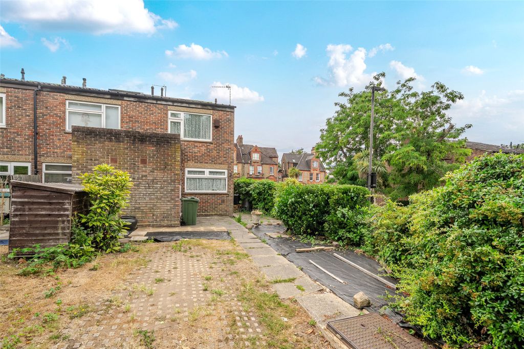 Property photo 3 of 13 Picture No. 36