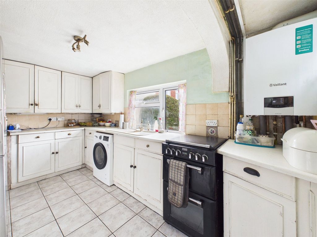 Property photo 3 of 21 Picture No. 01
