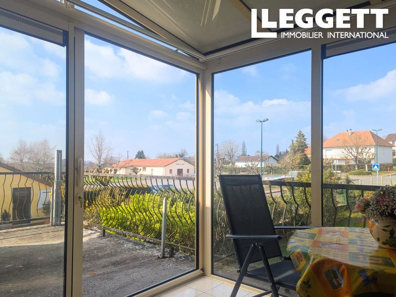 Property photo 3 of 10