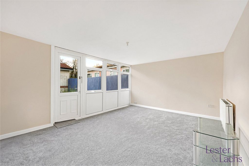 Property photo 2 of 12 Picture No. 07