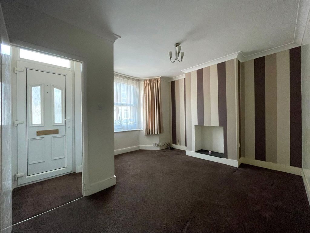 Property photo 3 of 10 Picture No. 08