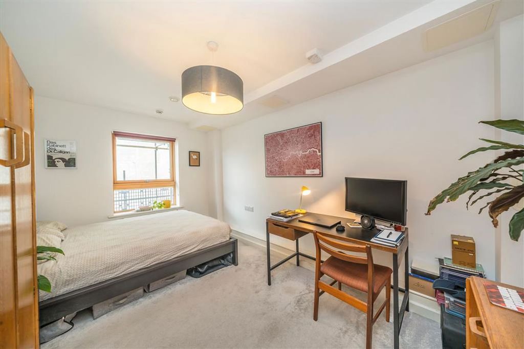 Property photo 3 of 4