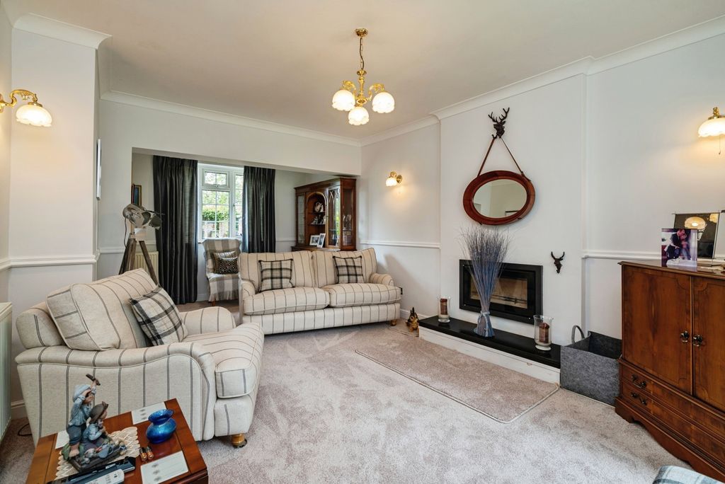 Property photo 2 of 39 Pbox-Img.Jpg