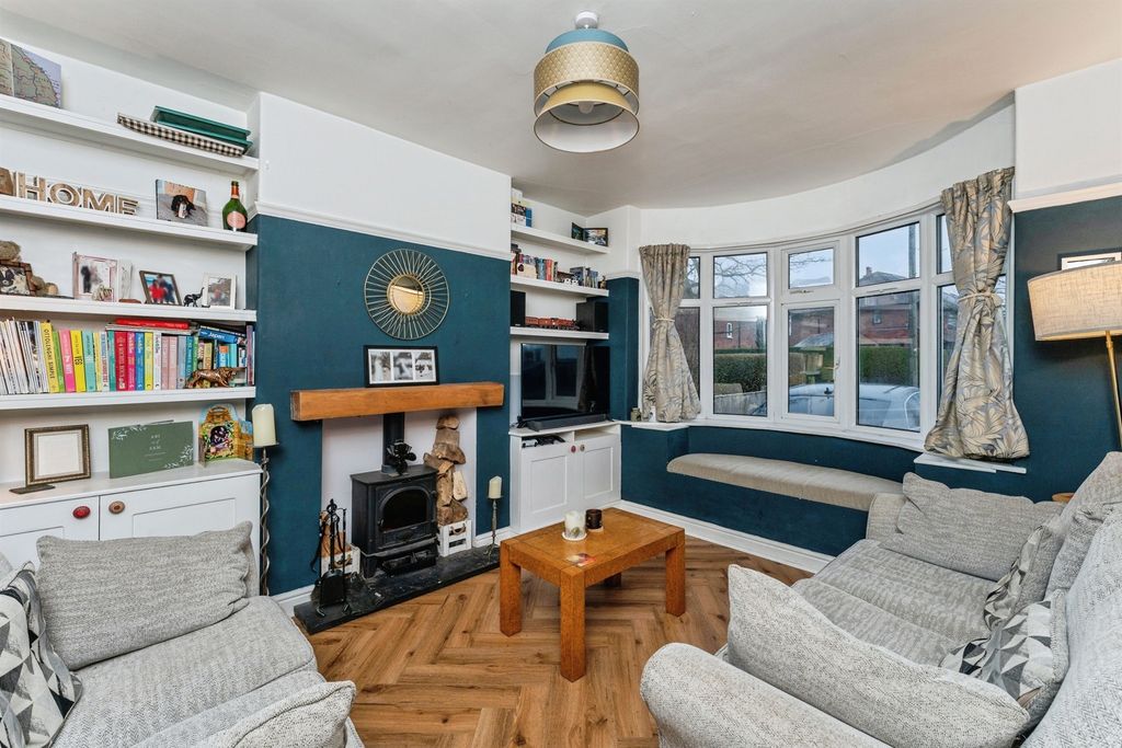 Property photo 2 of 24