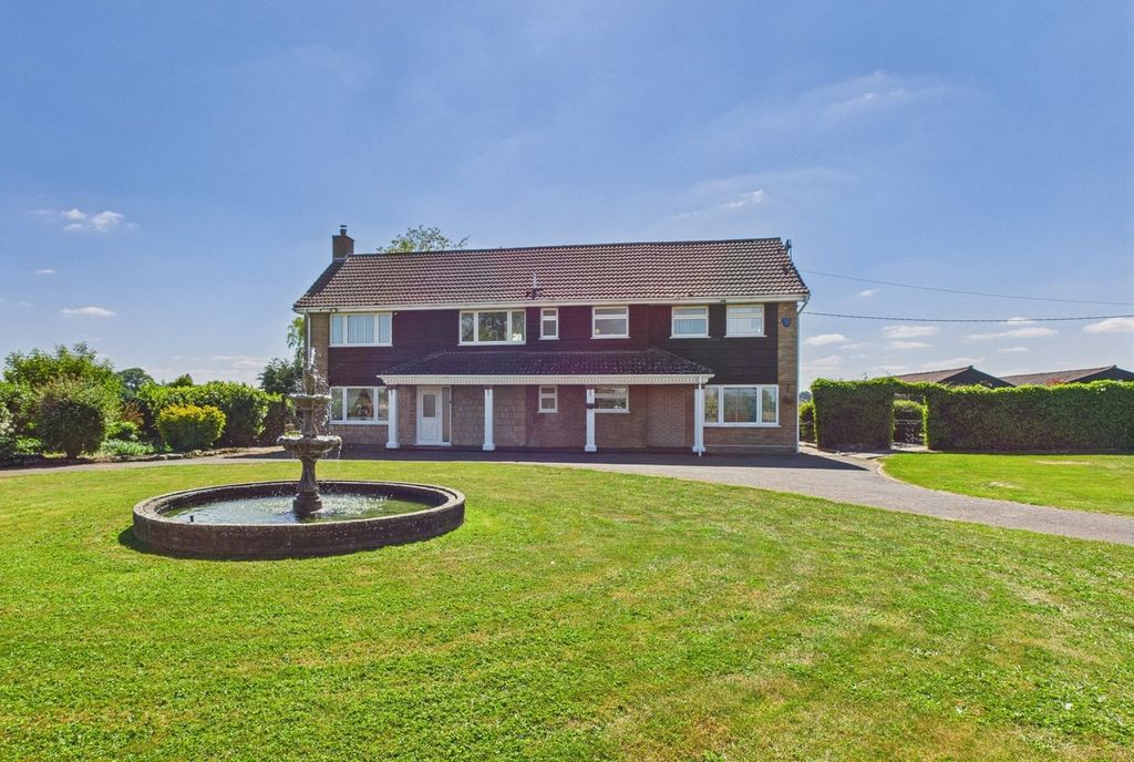 Property photo 1 of 31