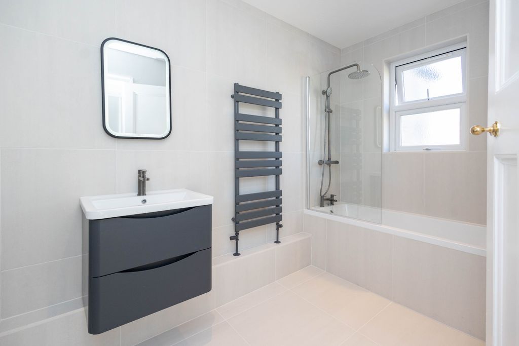 Property photo 1 of 10 Jt3A1022