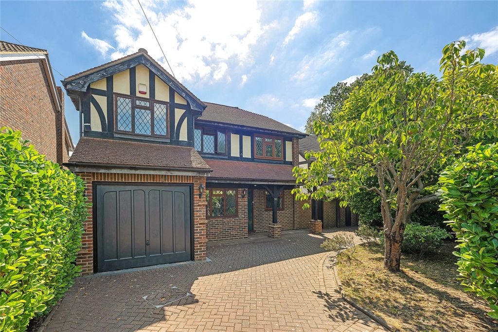 Property photo 1 of 17 Exterior