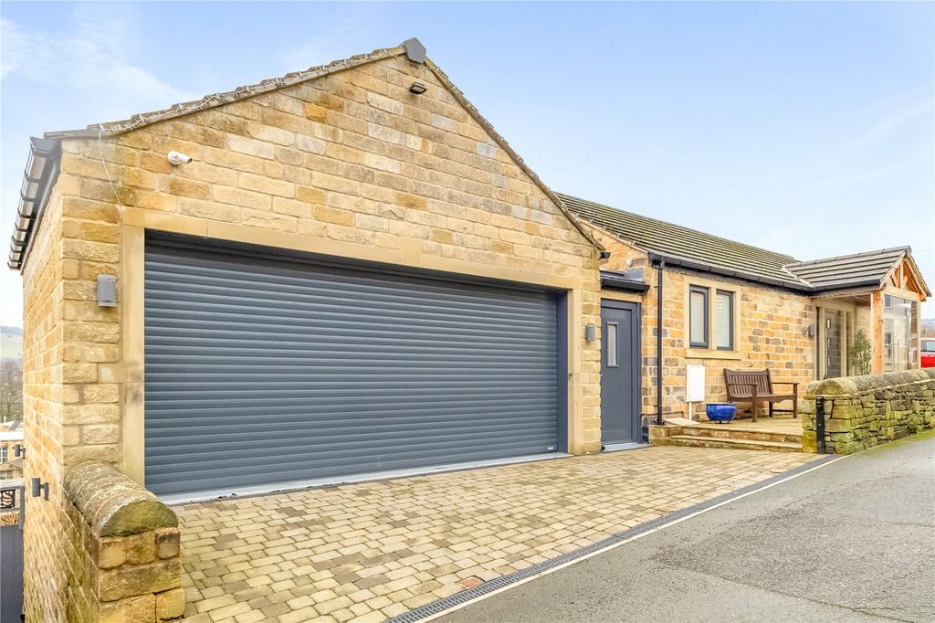 Additional image 30 of 5 bed detached house for saleBallroyd Lane, Longwood, Huddersfield HD3