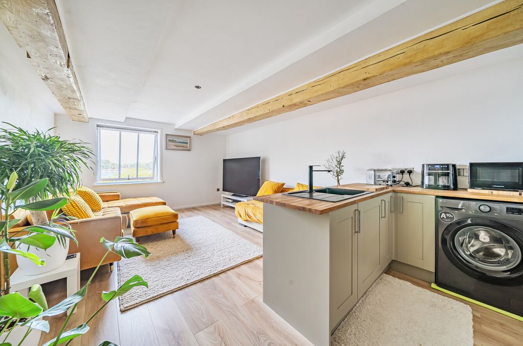 Additional image 6 of 1 bed flat for saleLower Quay, Fareham, Hampshire PO16