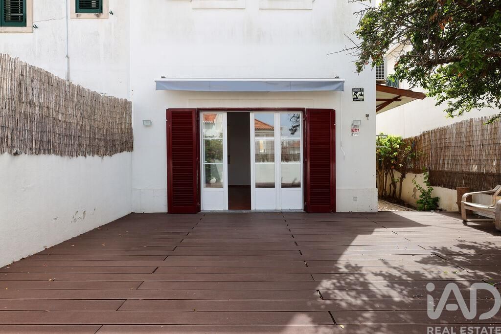 Property photo 1 of 31