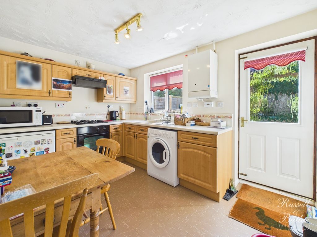 Property photo 3 of 11 Cam02127G0-Pr0436-Still003