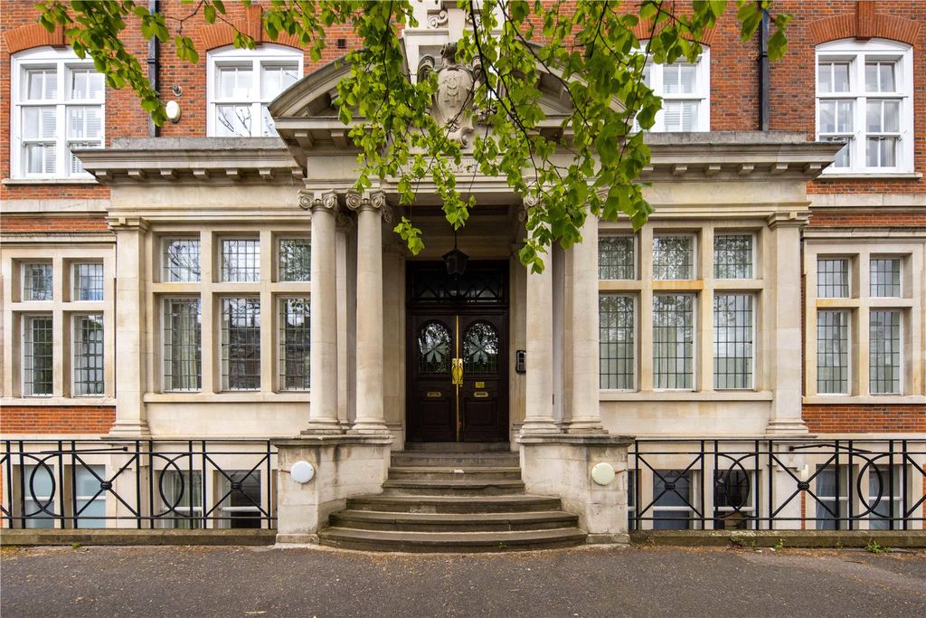 Property photo 1 of 23 Exterior