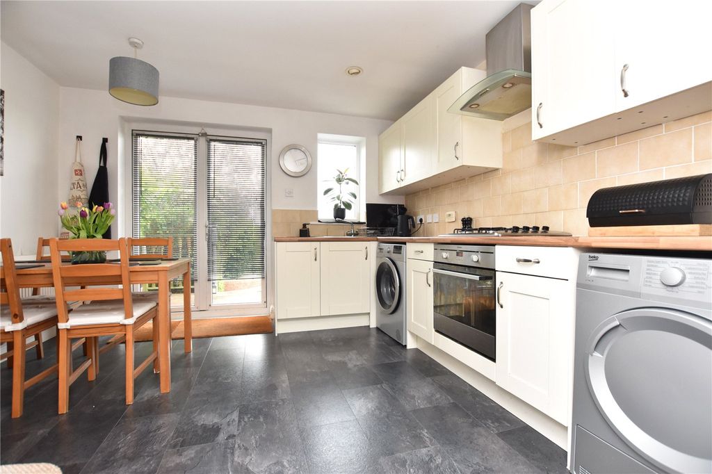 Property photo 3 of 19 Picture No. 05