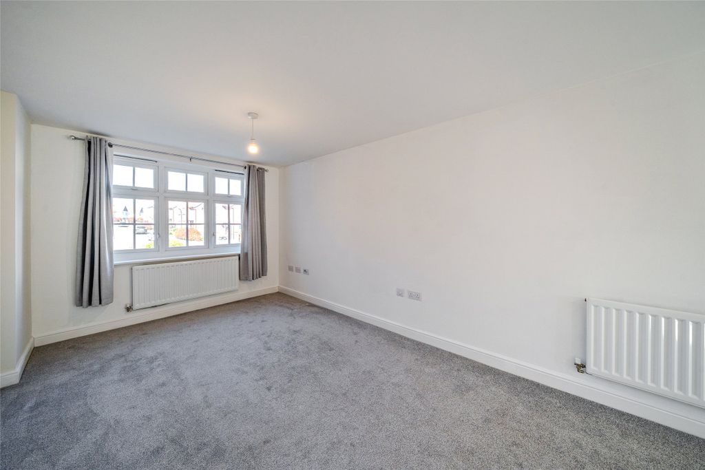 Property photo 3 of 8 Picture No. 08