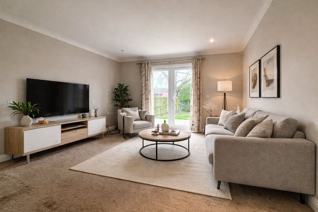 Property photo 2 of 21 Picture No. 46