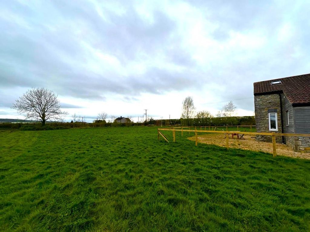 Property photo 3 of 20 Southwood Lodge Field