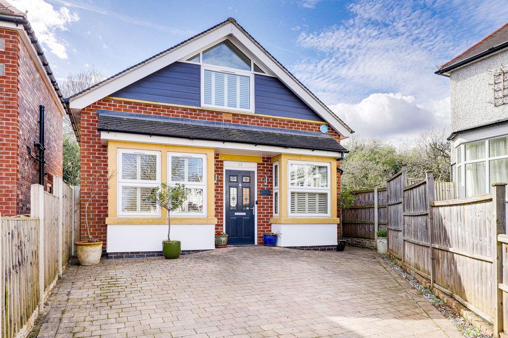 Property photo 1 of 27