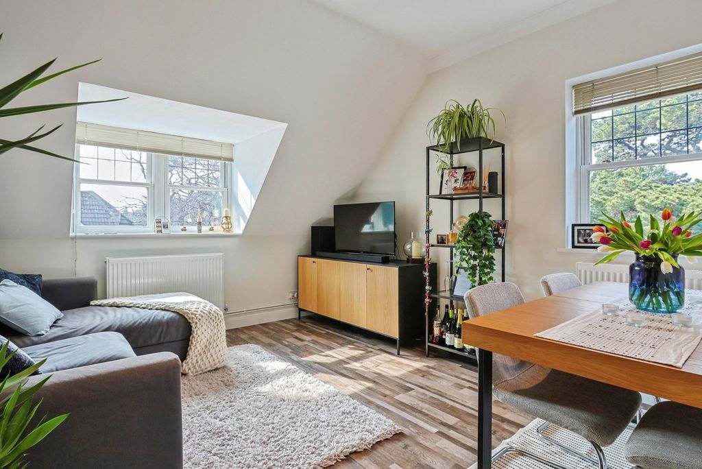 Property photo 1 of 13 Pbox-Img.Jpg