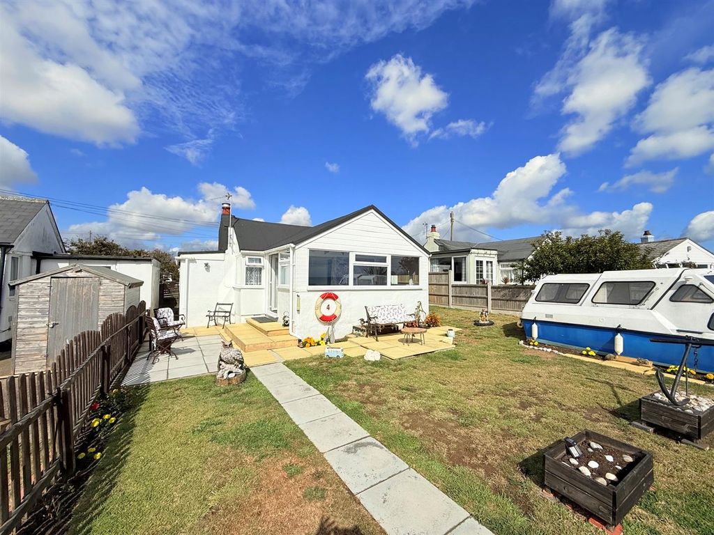 Property photo 1 of 19 Front