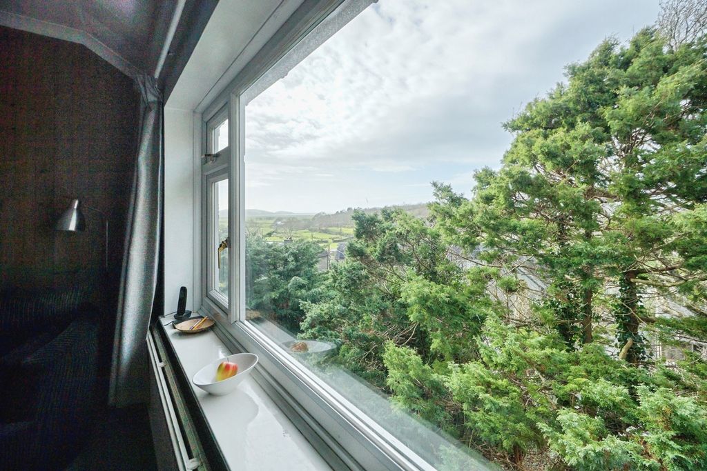 Property photo 3 of 29 Pbox-Img.Jpg