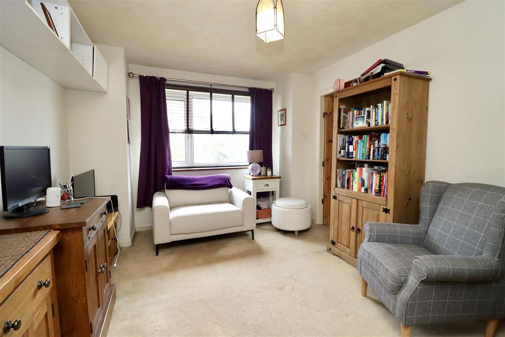 Property photo 2 of 7 Img_6977.Jpeg