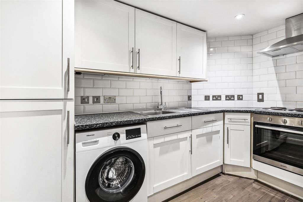 Property photo 3 of 10 The Cottage, 3 Howletts Road-1.Jpg