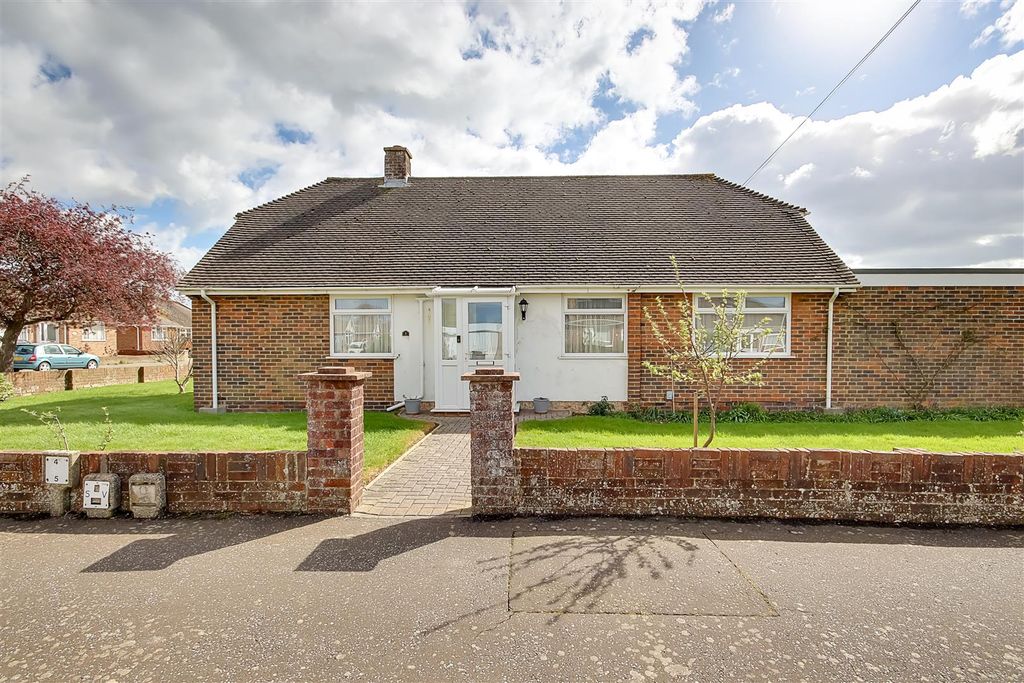 Property photo 2 of 15 Img_8423-Img_8425.Jpg