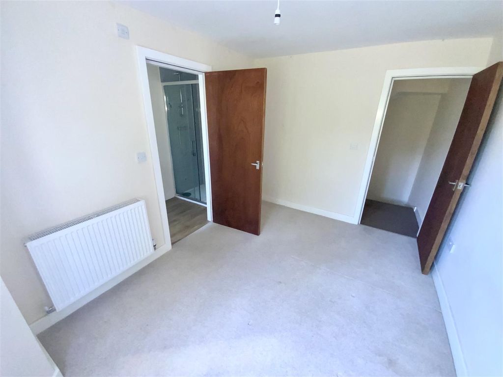 Additional image 7 of 4 bed property to rentGreenfield Road, Greenfield, Holywell CH8