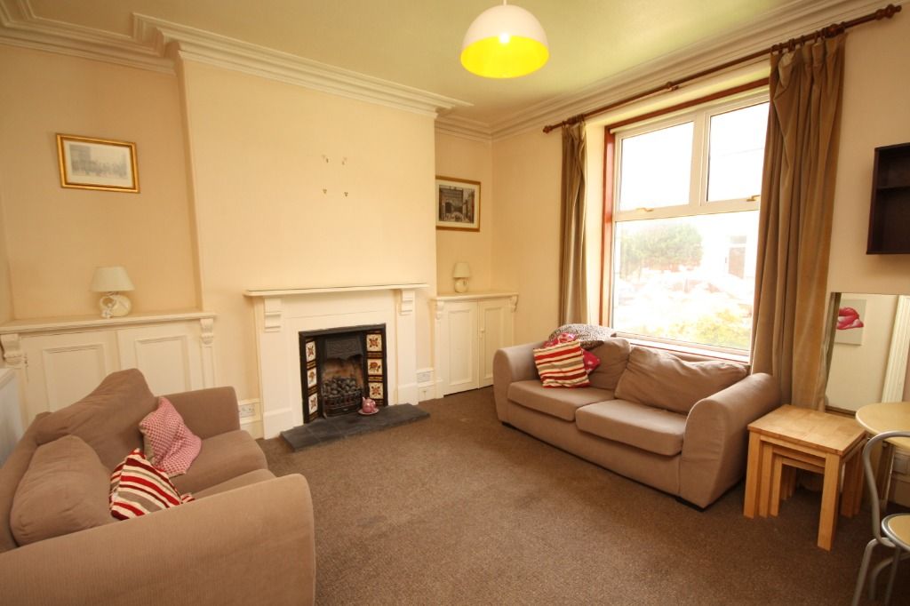 Property photo 2 of 5