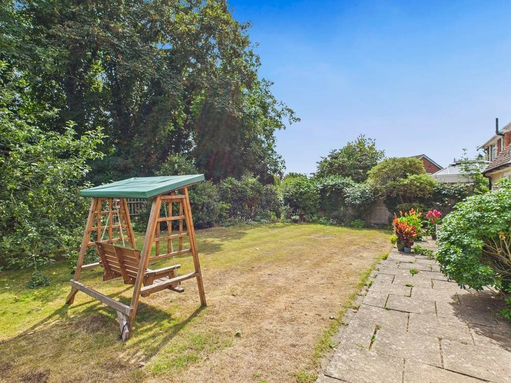 Property photo 1 of 26 Picture No. 23