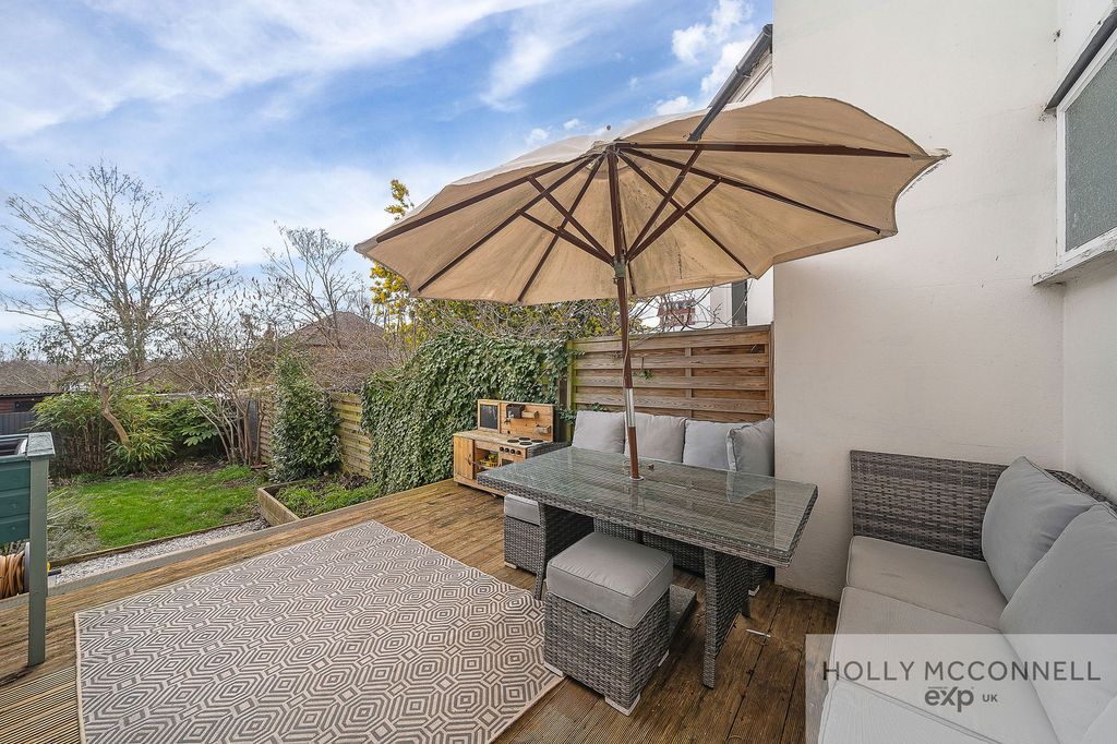 Property photo 3 of 16