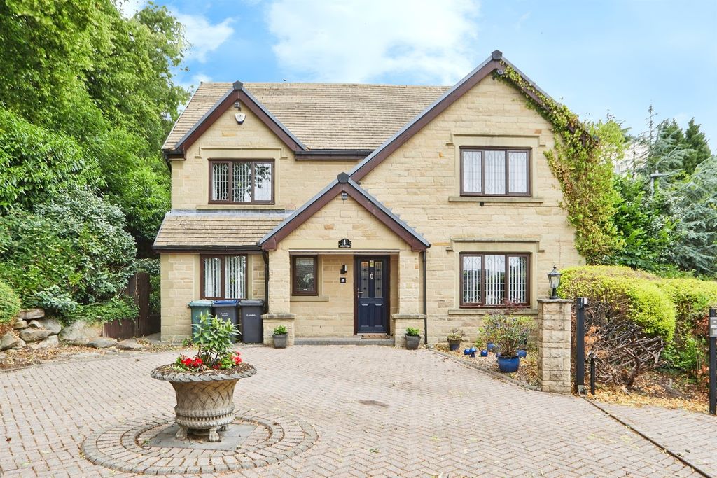 Property photo 1 of 30