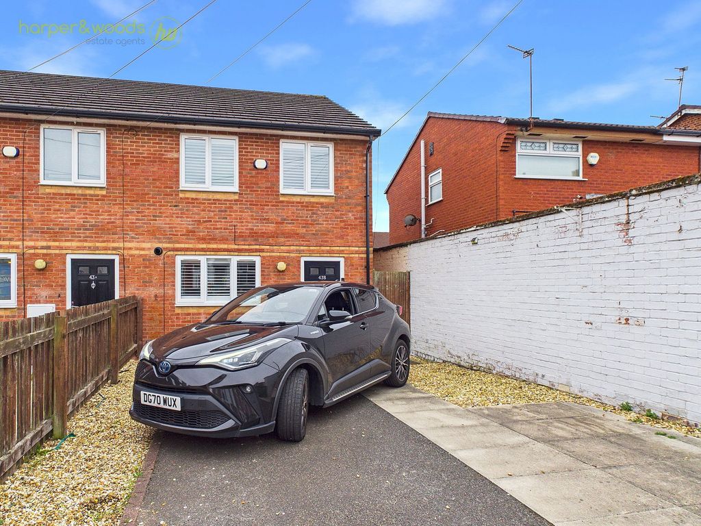 Property photo 1 of 31