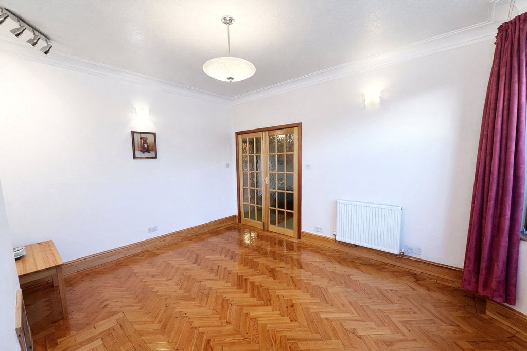 Property photo 2 of 26 Picture 2