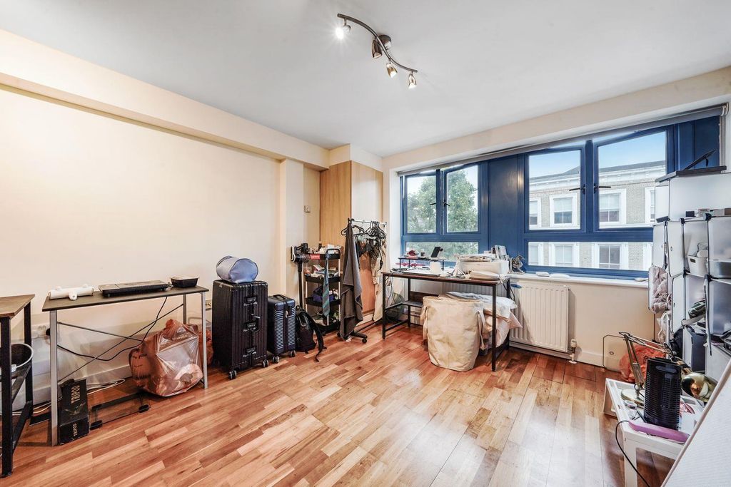 Property photo 1 of 9 Flat 4, 269 Kentish Town Road - Ygazhyobkzhftmmptt