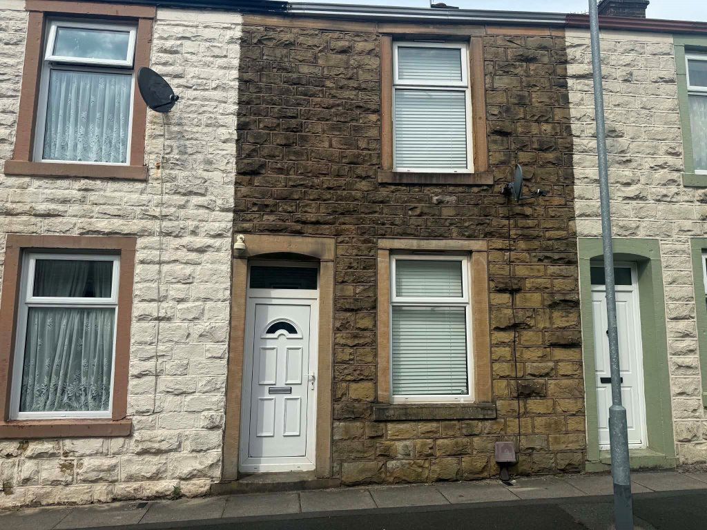 Property photo 1 of 9