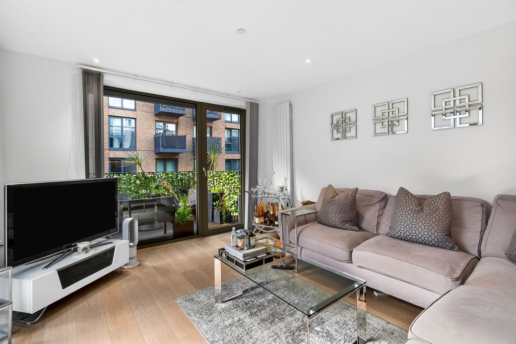 Property photo 1 of 24