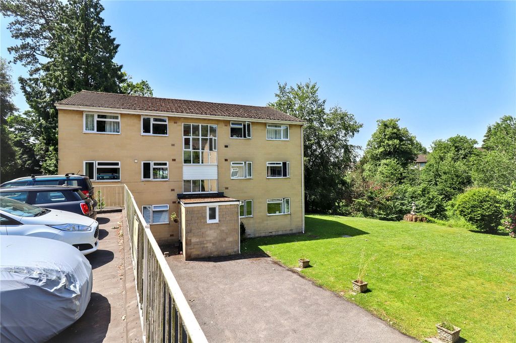 Property photo 1 of 14 Picture No. 15