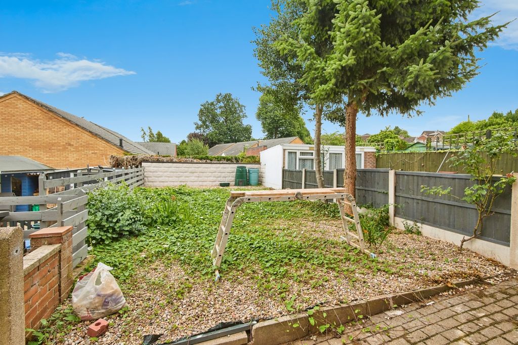 Property photo 2 of 17 Photo