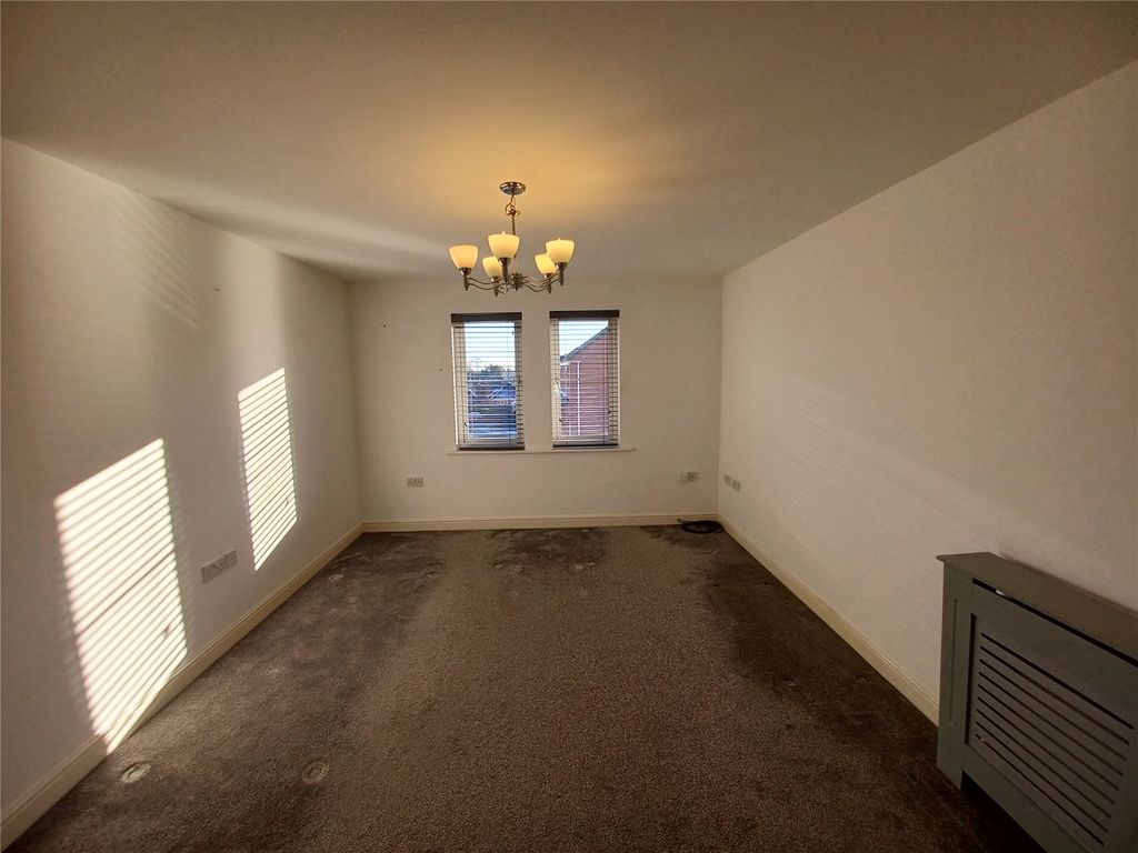 Property photo 2 of 7 Picture No. 11