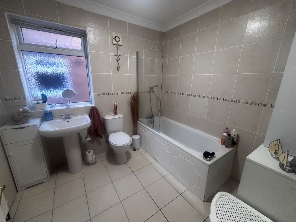 Property photo 3 of 20