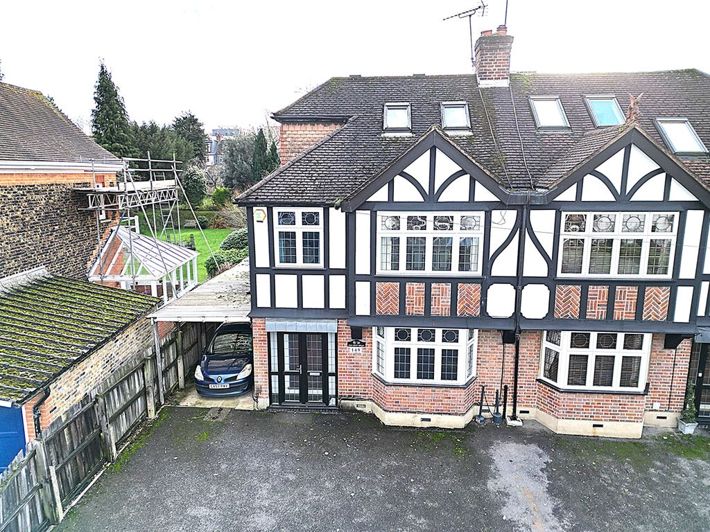 Property photo 1 of 13 Exterior