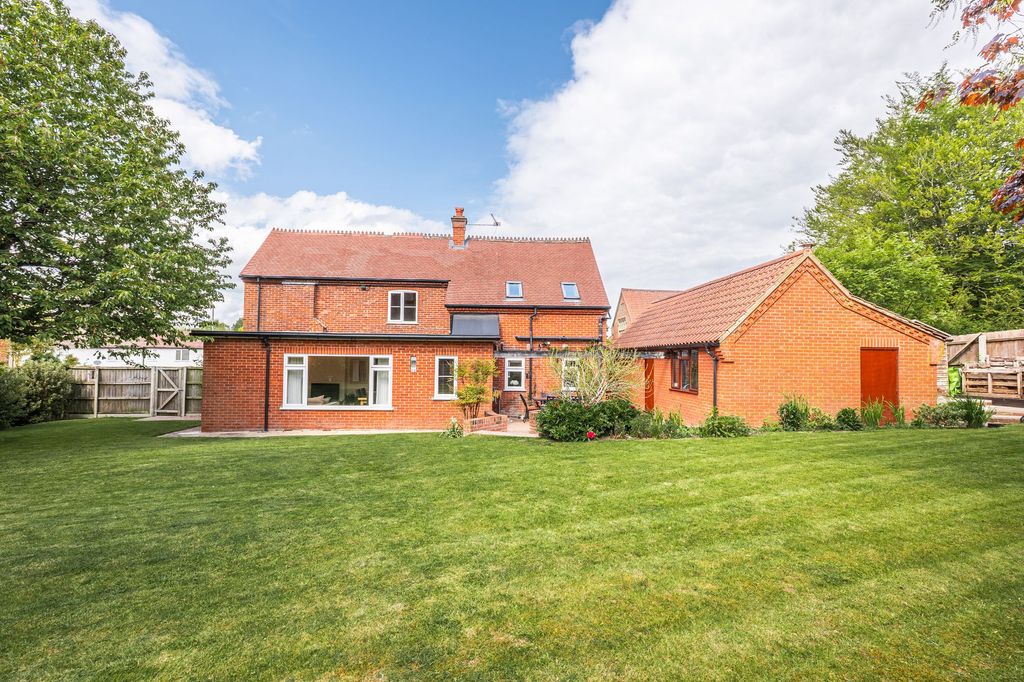 Property photo 1 of 19