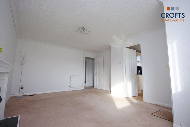 Property photo 3 of 11 Lounge View 2