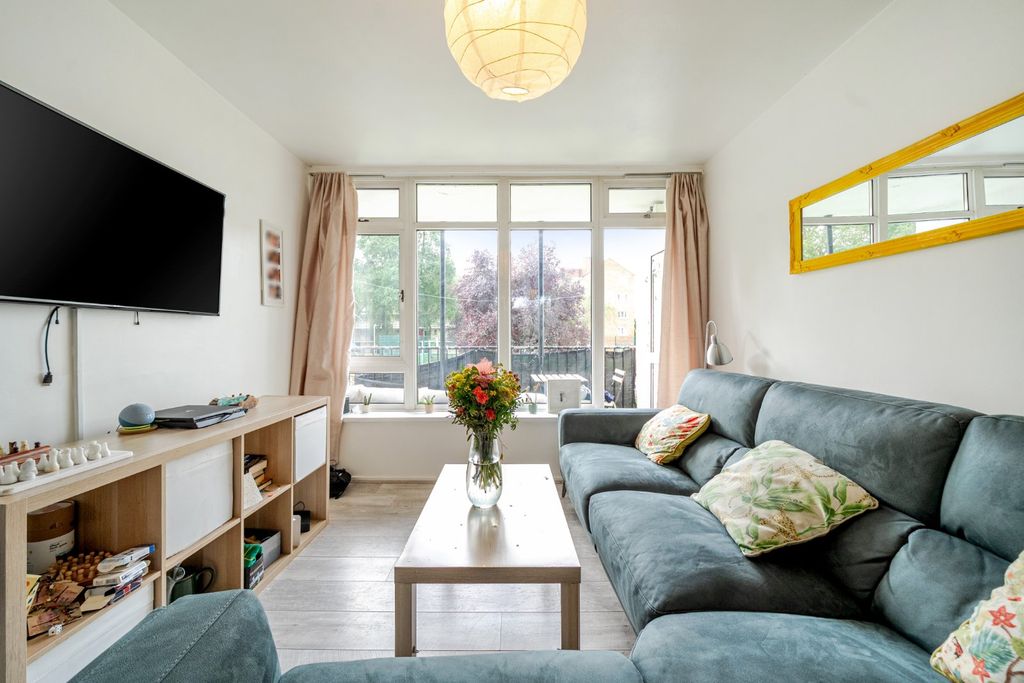 Property photo 1 of 17 Picture No. 20