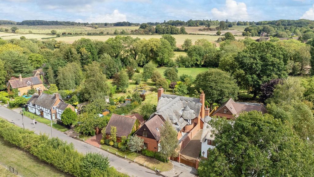 Property photo 1 of 37